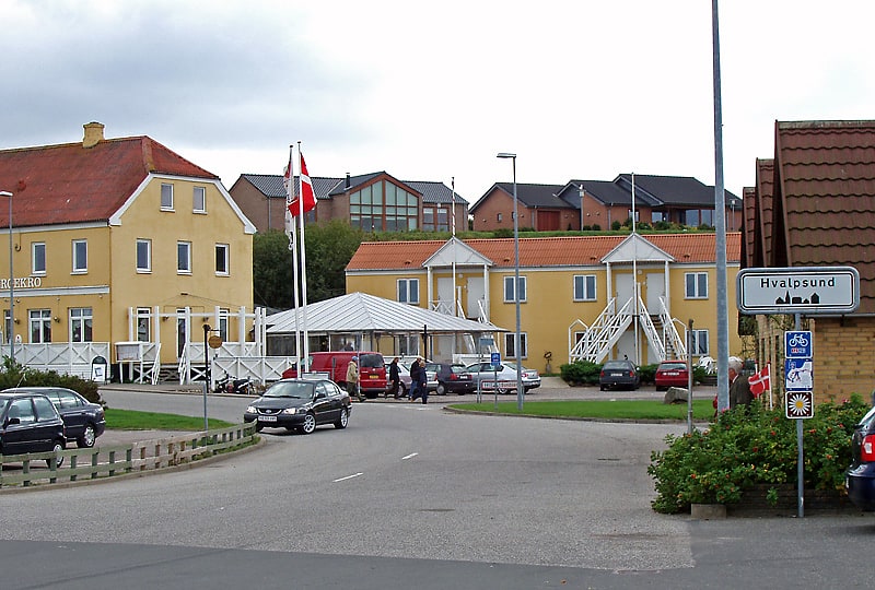 Hvalpsund, Dania