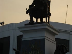 Olmedo monument