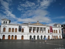 Plaza del Teatro