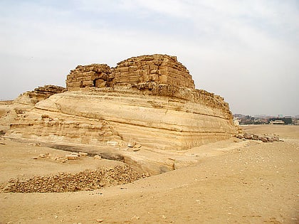pyramid of khentkaus i cairo