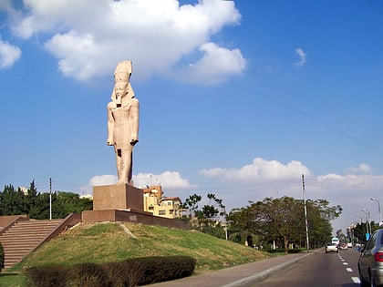 statue of ramesses ii saqqara