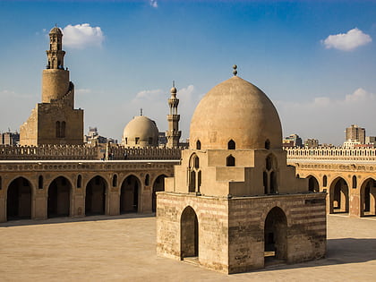 mezquita de ibn tulun el cairo