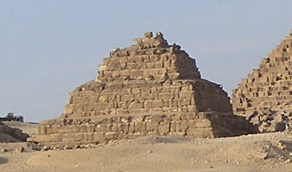 Pyramid G3-b