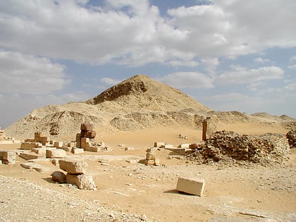 pyramid of pepi ii saqqara