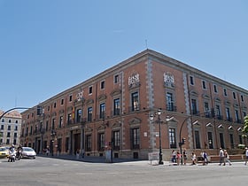Palacio de los Concejos