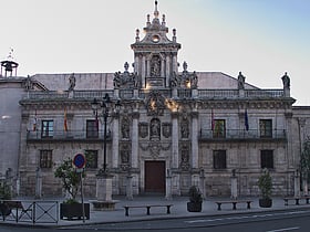 Fachada de la Universidad de Valladolid
