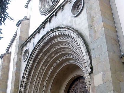 iglesia de san pedro langreo