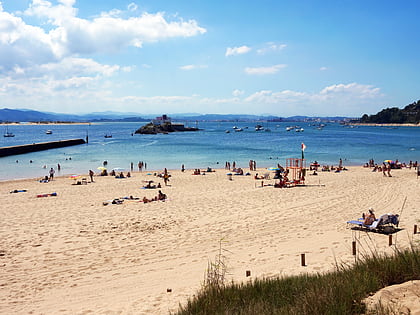 playa de los bikinis santander