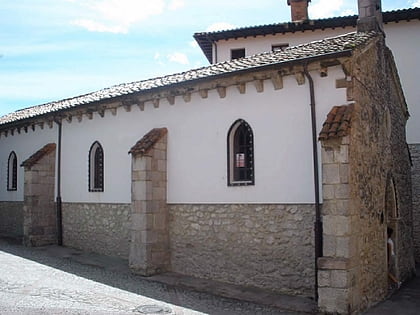 capilla de la magdalena llanes
