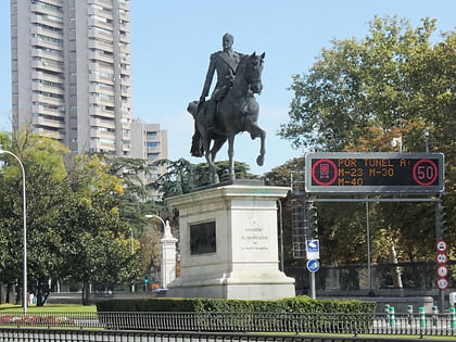 estatua de espartero madrid