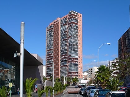 rascacielos de la avenida tres de mayo santa cruz de tenerife