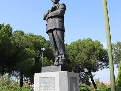 statue of lazaro cardenas madrid
