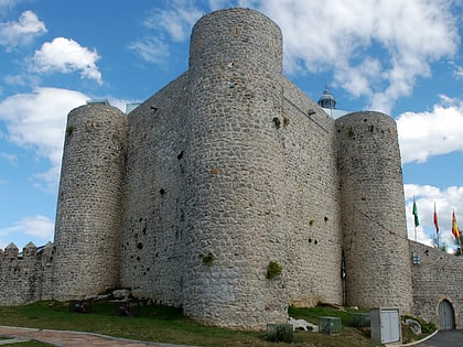 castillo de santa ana castro urdiales