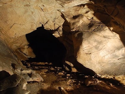 Eirós Cave
