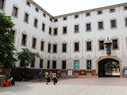 centro de cultura contemporanea de barcelona