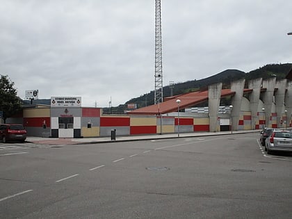 Estadio Hermanos Antuña