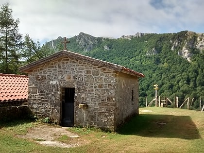 sancti spiritus ermita aizkorri aratz natural park