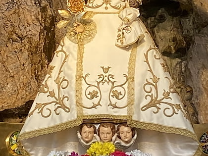 matka boza z covadonga park narodowy picos de europa