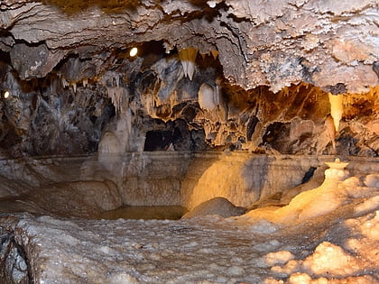 gruta de las maravillas parc naturel de la sierra de aracena et des pics daroche