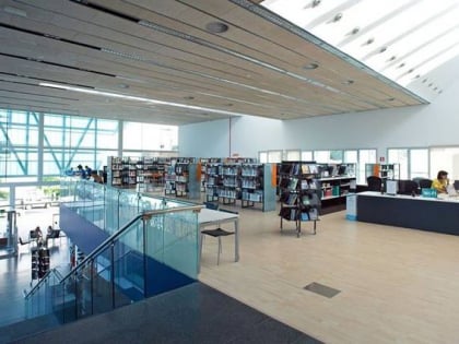 biblioteca municipal ernest lluch i martin vilassar de mar