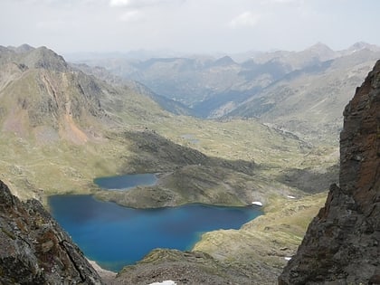 estanys de baiau alt pirineu natural park