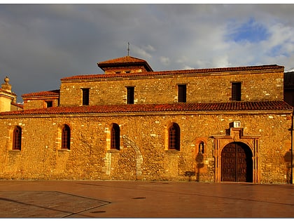 iglesia de san tirso oviedo