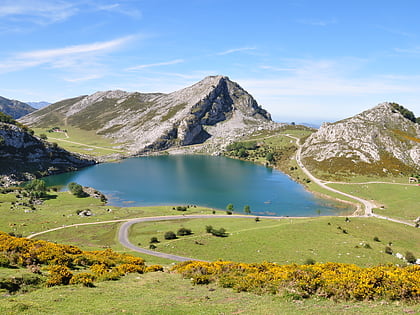 lac enol parc national des pics deurope