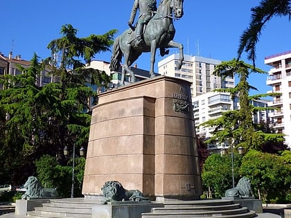 monument to general espartero logrono