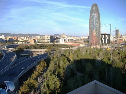 plaza de las glorias catalanas barcelona
