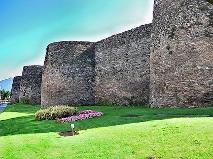 rzymskie mury obronne lugo
