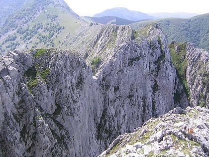 gory baskijskie park naturalny aizkorri aratz