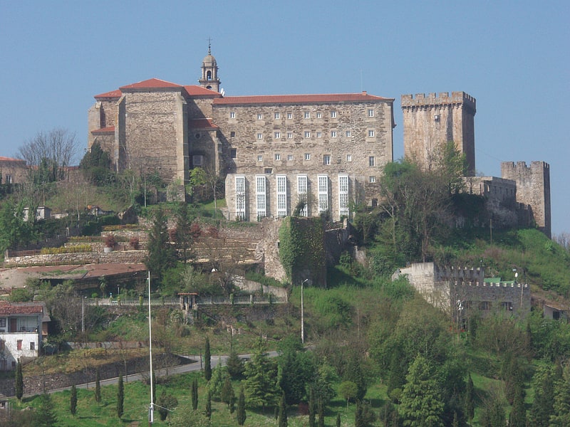 monasterio de san vicente del pino monforte de lemos