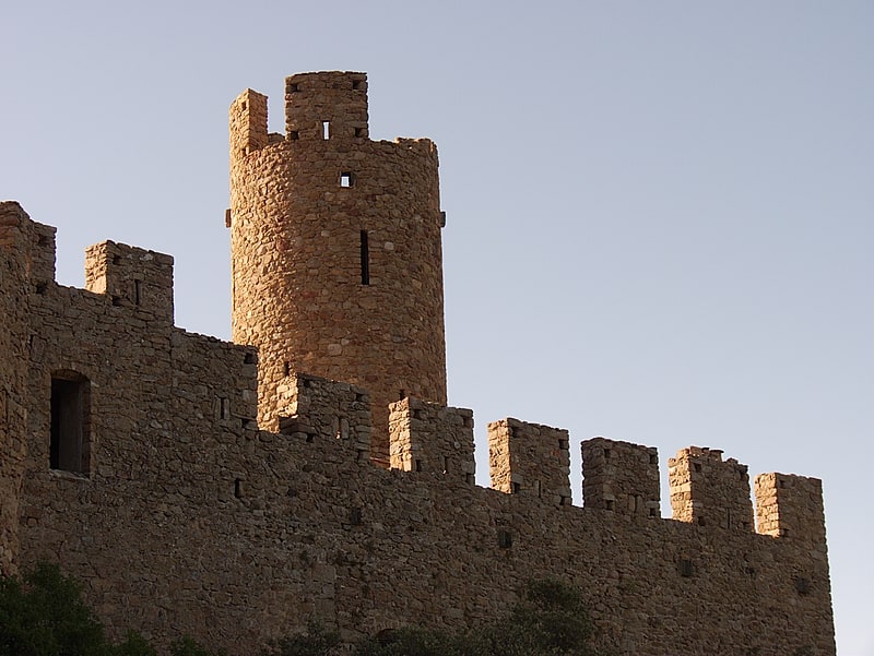 castillo de requesens cantallops