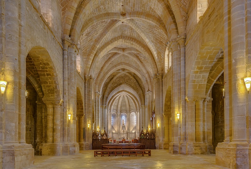 abbaye santa maria de la oliva carcastillo