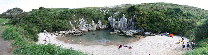 Playa de Gulpiyuri