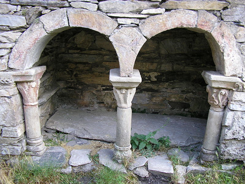 Iglesia de Santiago de Peñalba