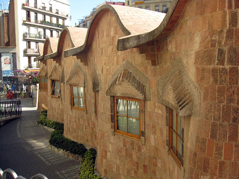 Sagrada Família Schools