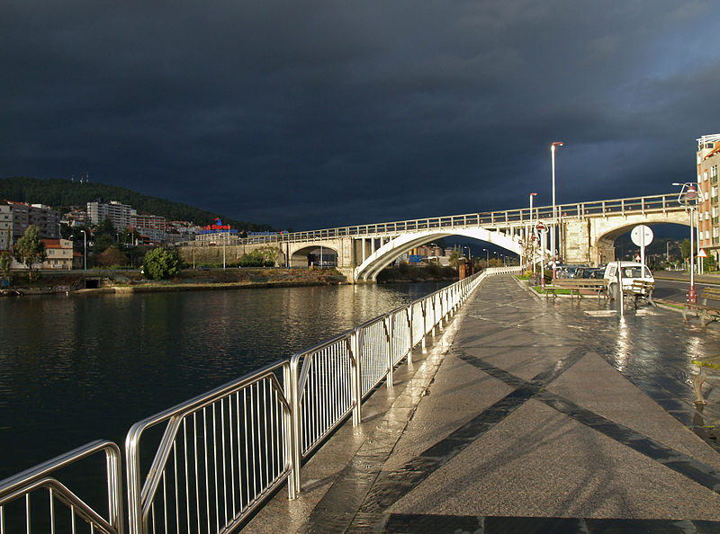 Barca Bridge