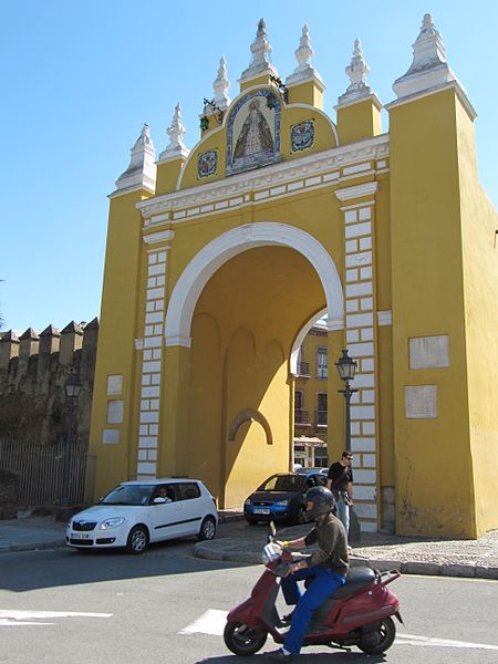 Porte de la Macarena