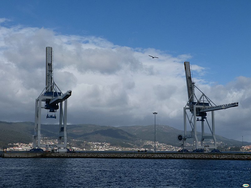Port of Marín and Ria de Pontevedra