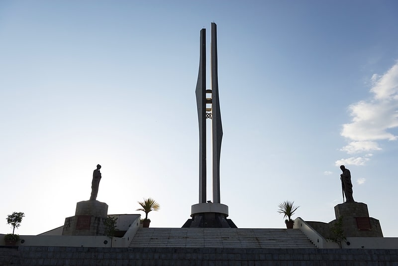 martyrs memorial monument bahir dar
