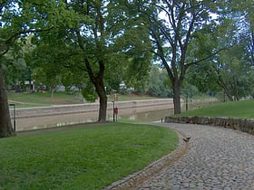 Tuomiokirkonpuisto