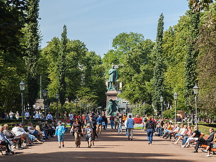 Statue of Johan Ludvig Runeberg