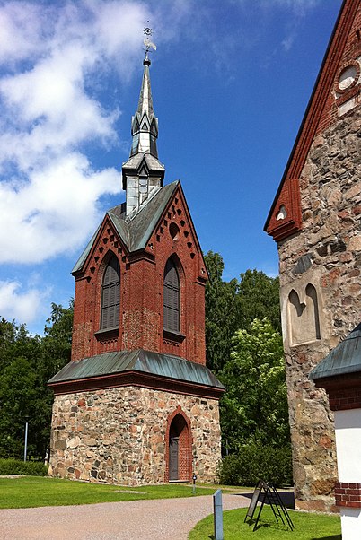 Église Saint-Laurent de Vantaa