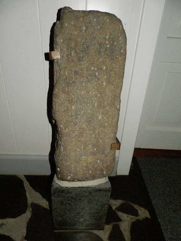 piedra de famjin