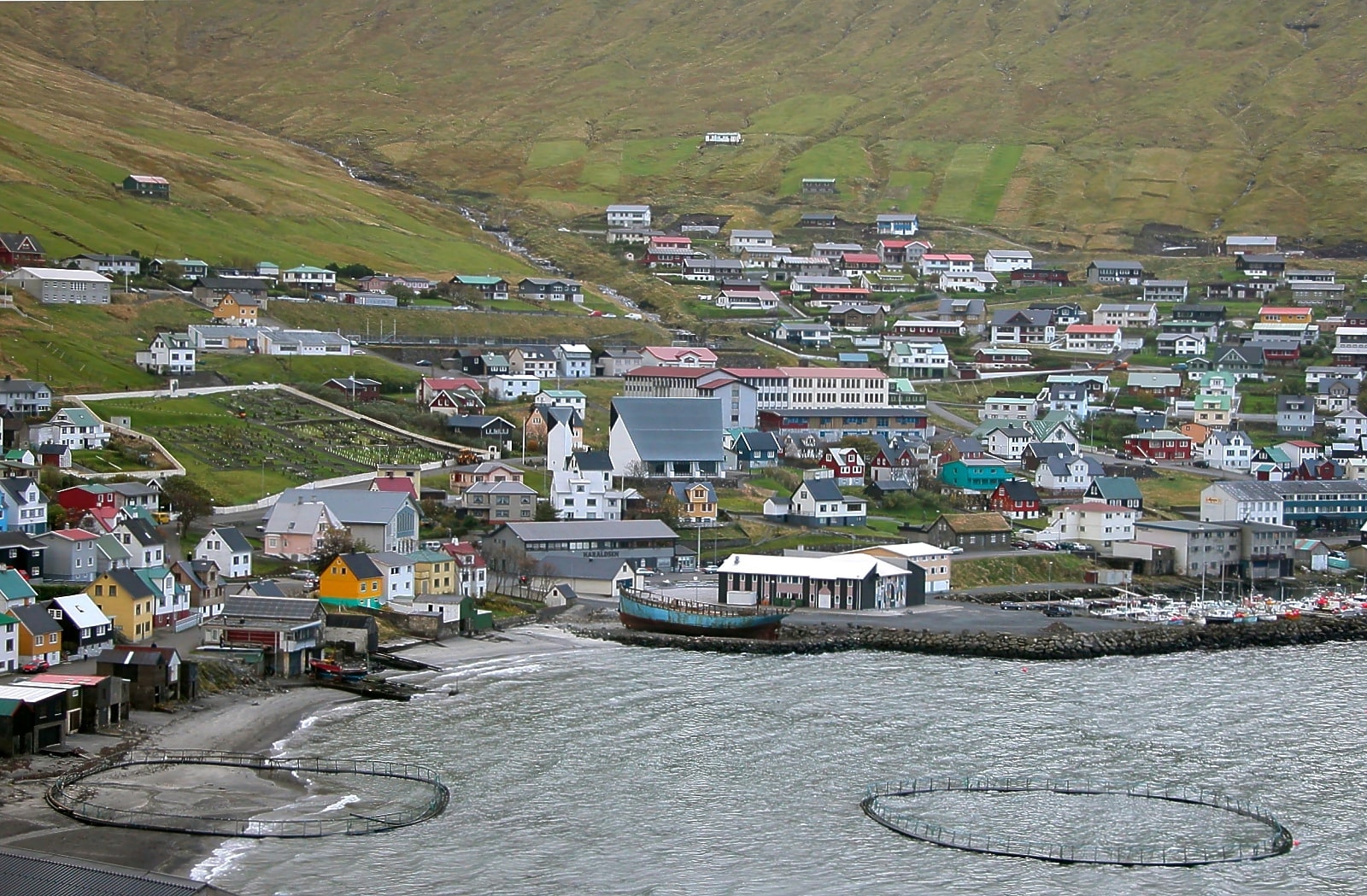 Fuglafjørður, Färöer