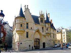 Hôtel des archevêques de Sens