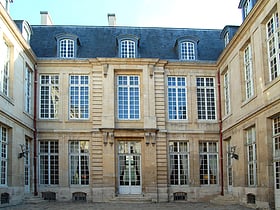 Hôtel de Guénégaud