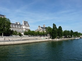 Port de l'Hôtel-de-Ville