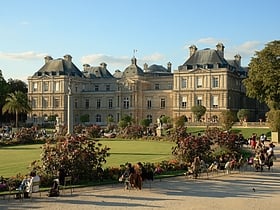 palac luksemburski paryz